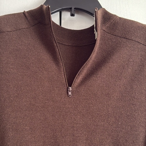 Hermes Paris Vintage 100% Silk Scarf Panel Sweater Feathers Print Mock Neck EU38 - Picture 6 of 11